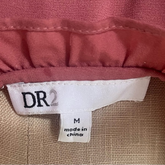 DR2 Rose Ruffle Blouse - Picture 4 of 7